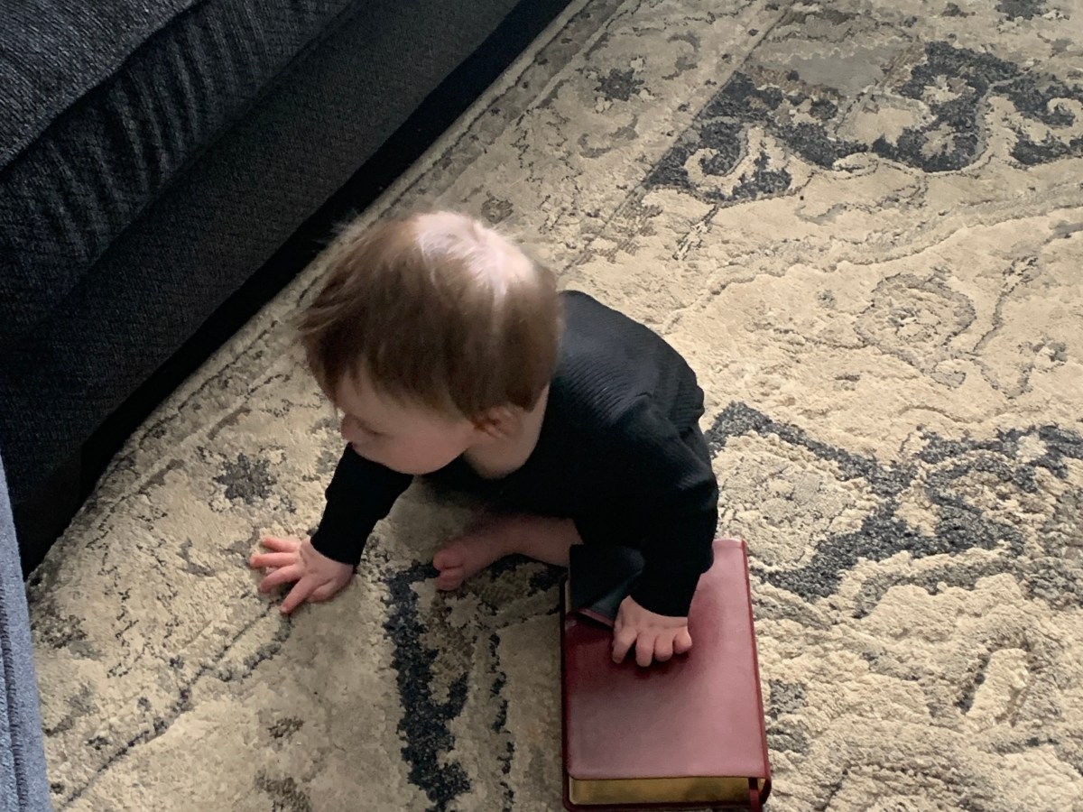 4 Easy Ways to Introduce your Baby to the&nbsp;Faith